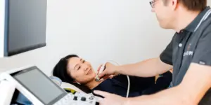Ultraschalluntersuchung Schilddrüse
